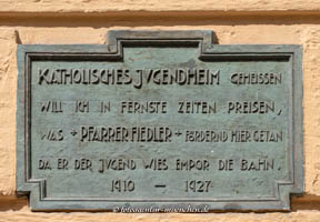 Gedenktafel - Katholisches Jugendheim – Foto aus München