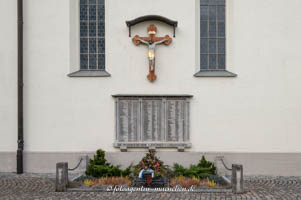 Kriegerdenkmal Lochhausen – Foto aus München