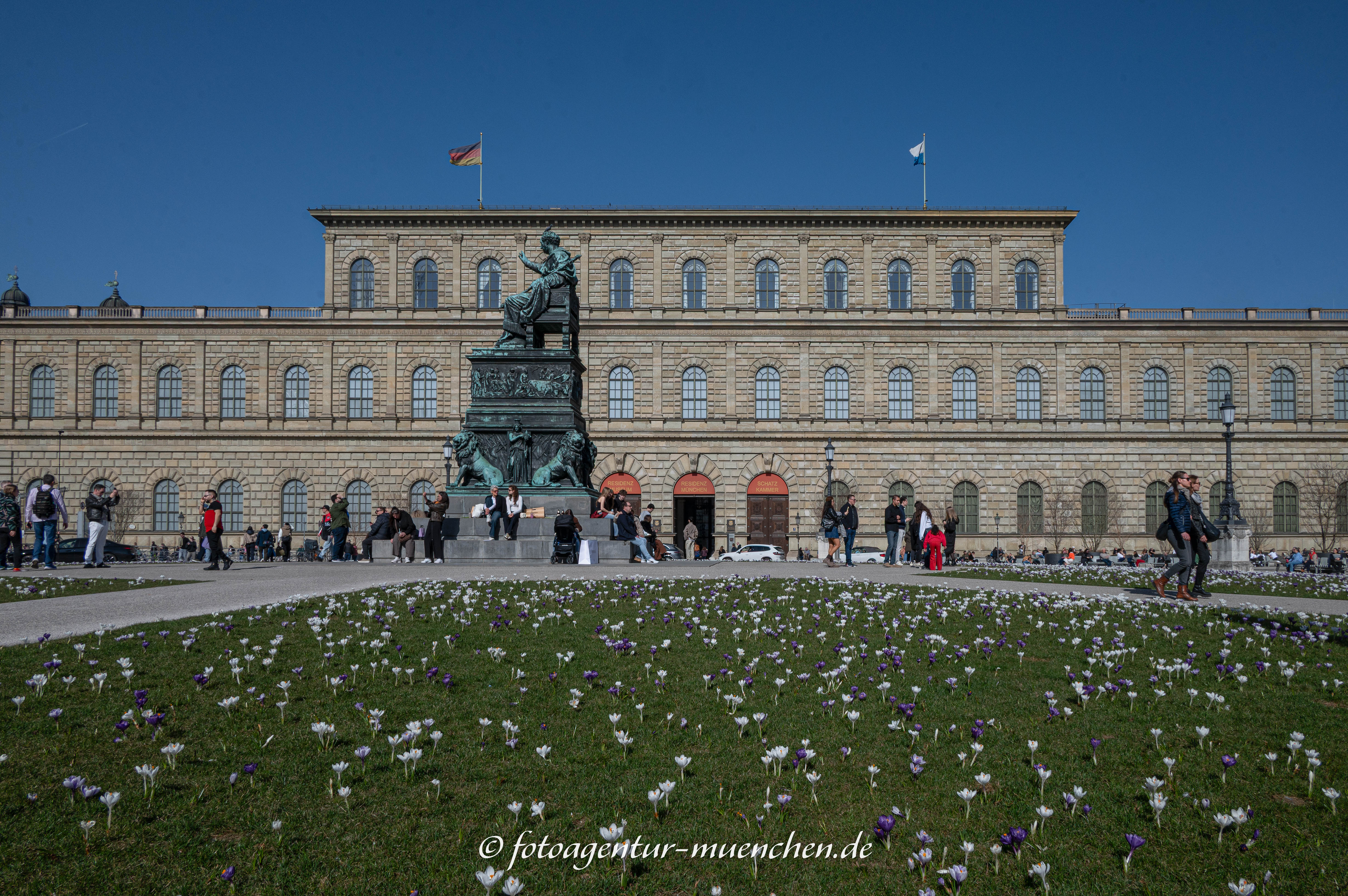 Max-Joseph-Platz