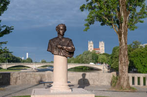König Ludwig II. Denkmal – Foto aus München