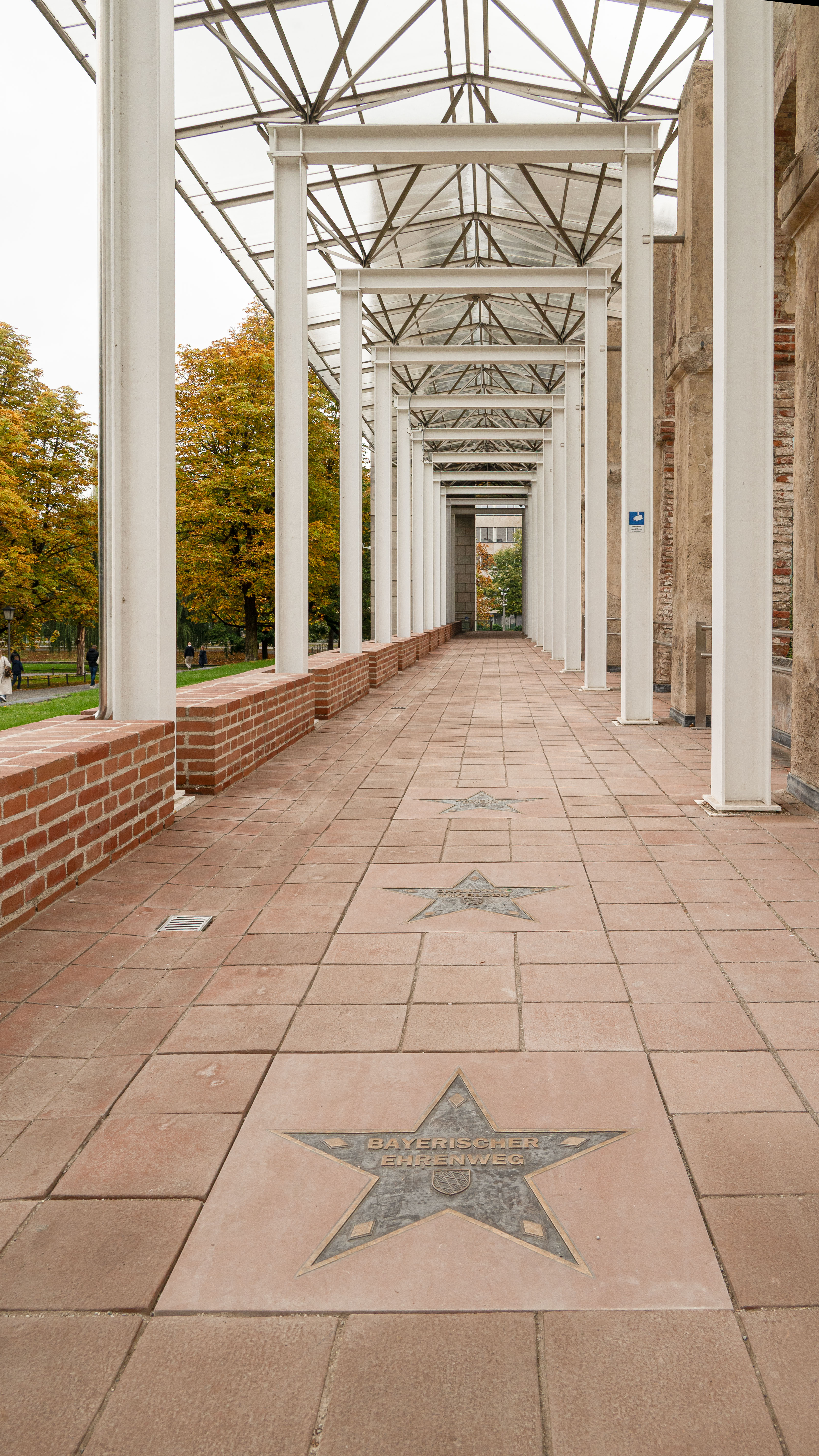 Bayerischer Ehrenweg