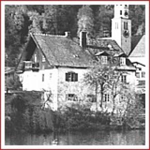 München Buch DAS VIERJAHRESZEITEN-HAUS