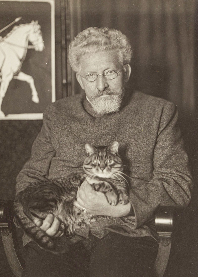 Michael Georg Conrad